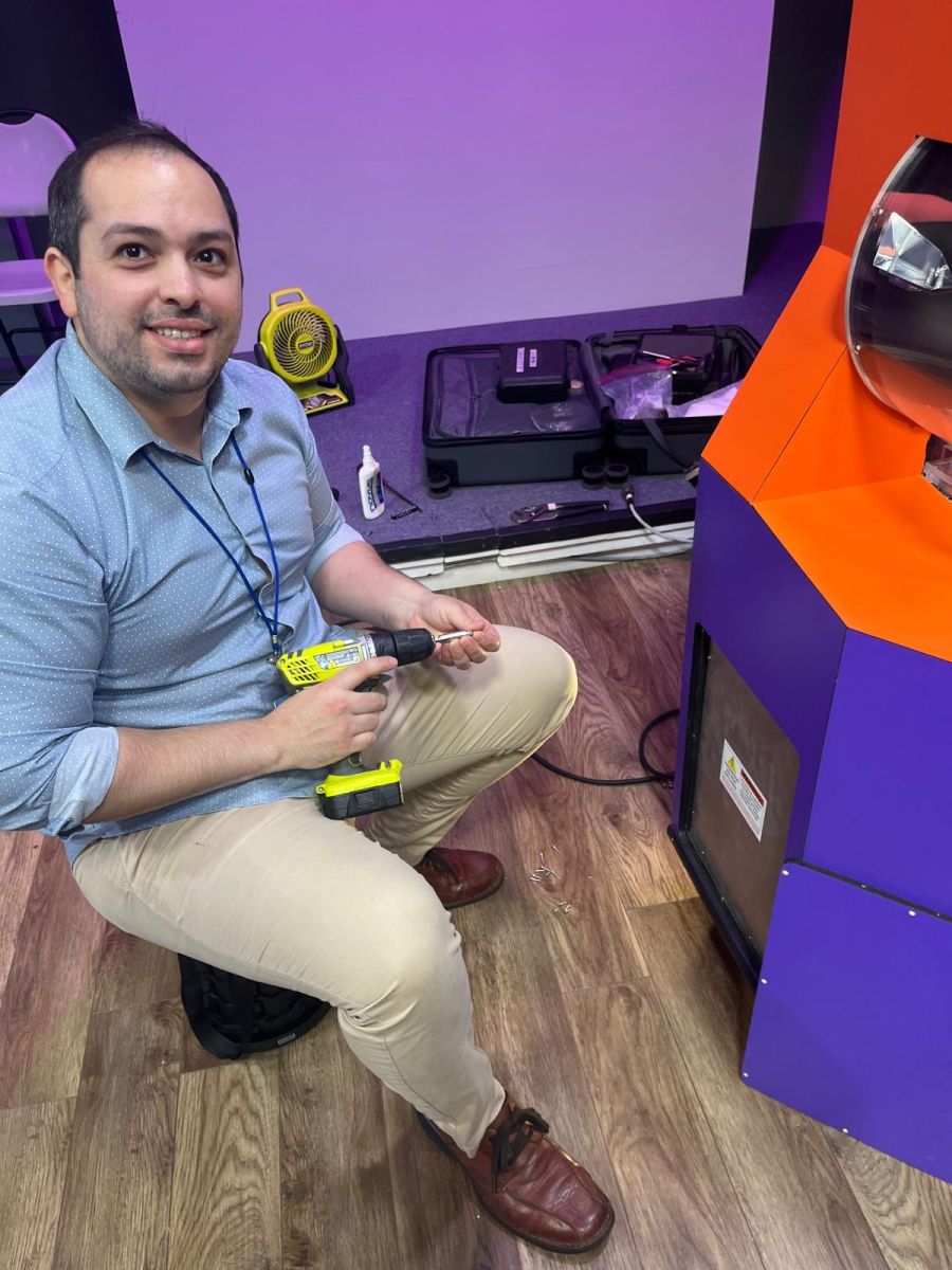 Smartplay technician — precision quality control